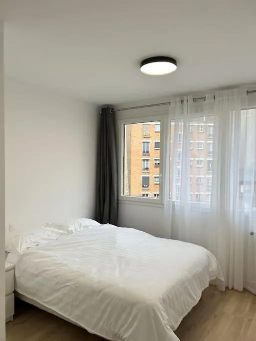 Spacious Accommodation Near Carre De Baudouin Bua Paris